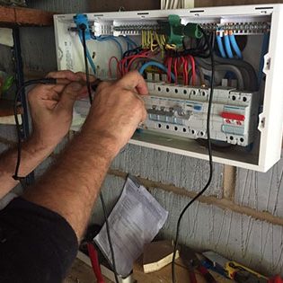 Electrician fault finding services in Thames Ditton