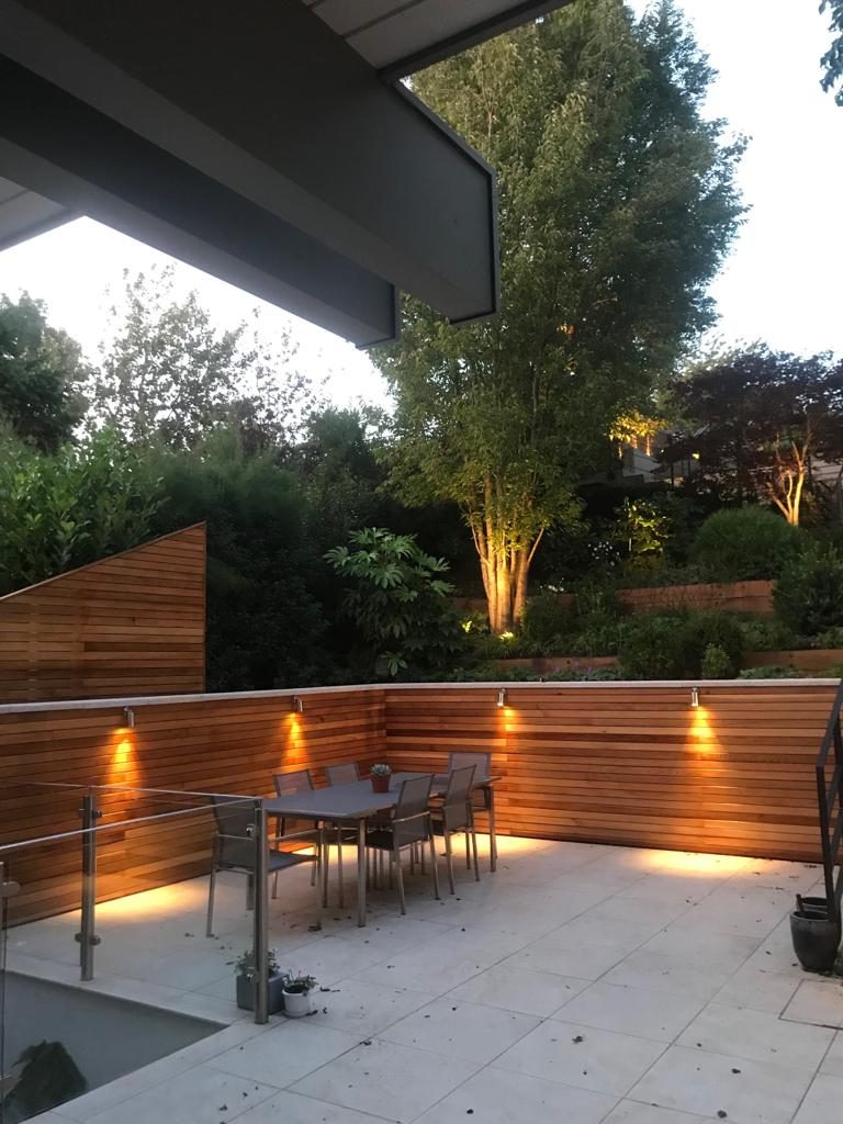 outdoor garden lights installation in Thames Ditton
